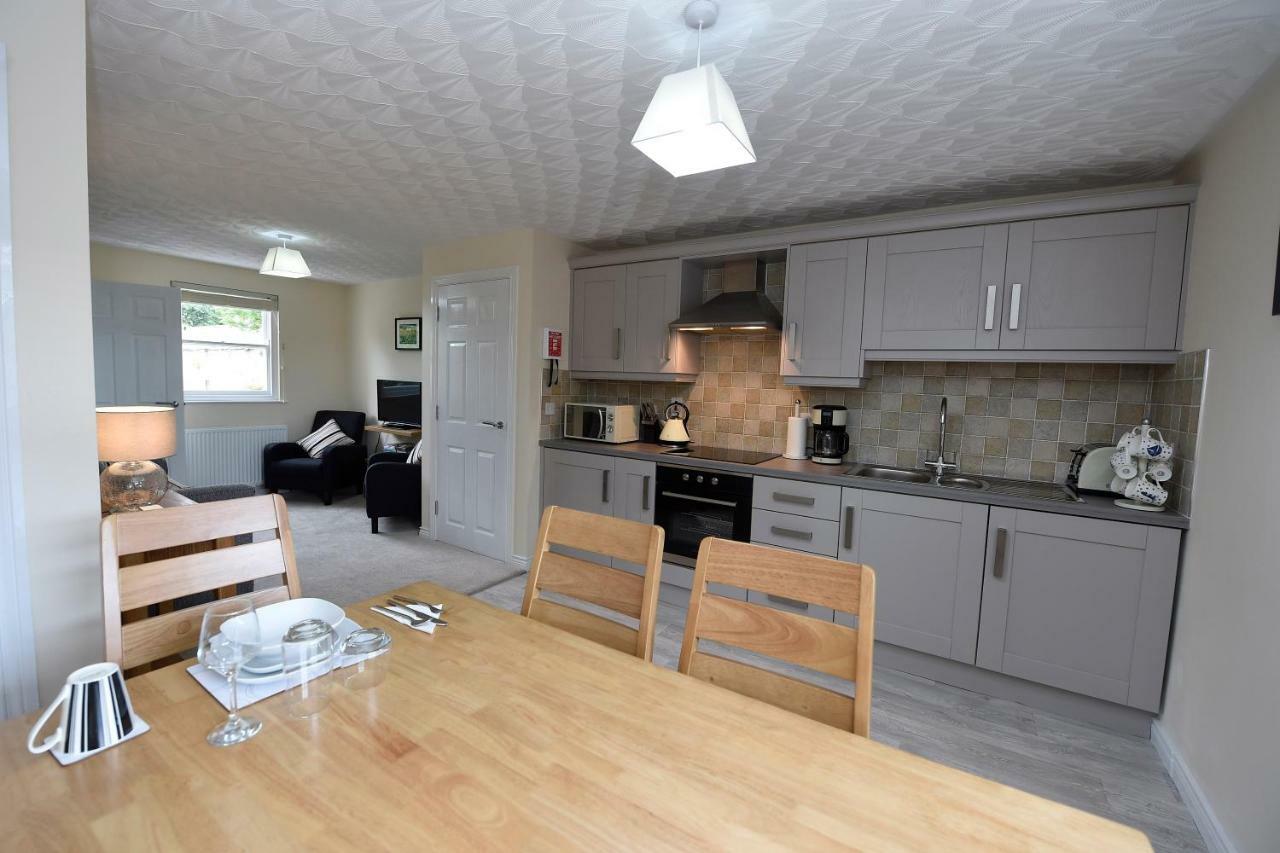 Causeway Coast Apartments 8 Bleach Green Ballycastle Esterno foto